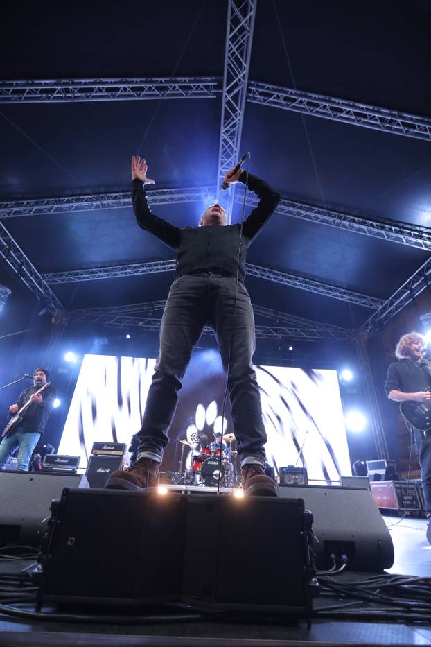 Zagreb: Koncert Želim život, zaklade Ana Rukavina na glavnom gradskom trgu