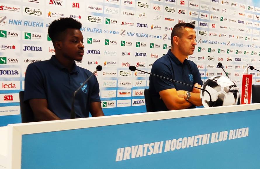 Rijeka, Molo longo - Armada: Spektakl, bakljada i vatromet