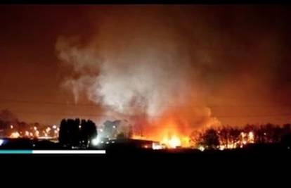 Požar u Staffordu: Zapalila se tvornica vatrometa, 1 priveden