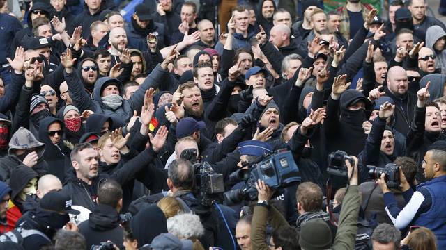 Napeto u Bruxellesu: Huligani omeli mimohod protiv straha