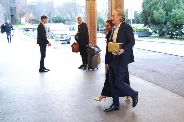 Zagreb: Dolazak uzvanika na svadbu Marijana Kustića i Nike Perenčević