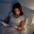 Nemojte to raditi: Čitanje knjiga se ne preporučuje u krevetu