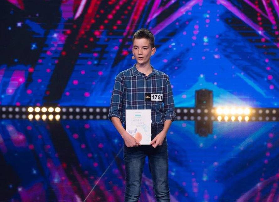 Andrej (13) sa svojom poezijom osvojio publiku 'Supertalenta'. Žiri: 'Ovo je bilo pregenijalno...'