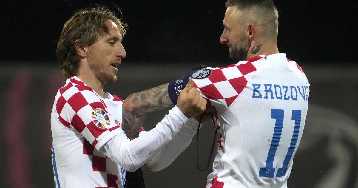 Portekiz Teknik Direktörü Brozović’i Messi ve Haaland’dan Sonra Dünyanın En İyi Oyuncusu Olarak İlan Etti