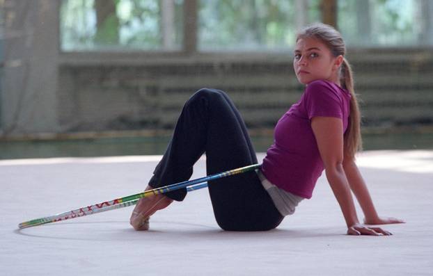 Putin denies marriage to 24 year old gymnast