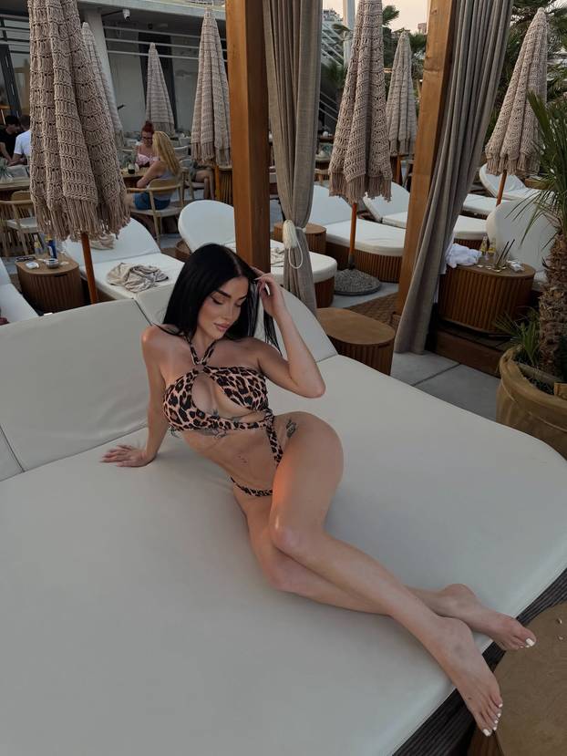 FOTO Soraya iz 'Savršenog' nove grudi pokazala u Splitu
