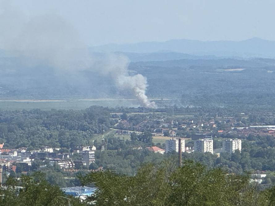 Brodsko-posavska županija o požaru deponija u BiH: 'Ne možemo djelovati van granica'