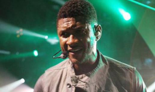 Usher prodaje kuću u kojoj mu živi bivša supruga Tameka