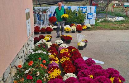 Nesvakidašnja priča iz Sinja: Na štandu ljudi sami uzmu robu i plate kasnije. Ma tko će krasti?