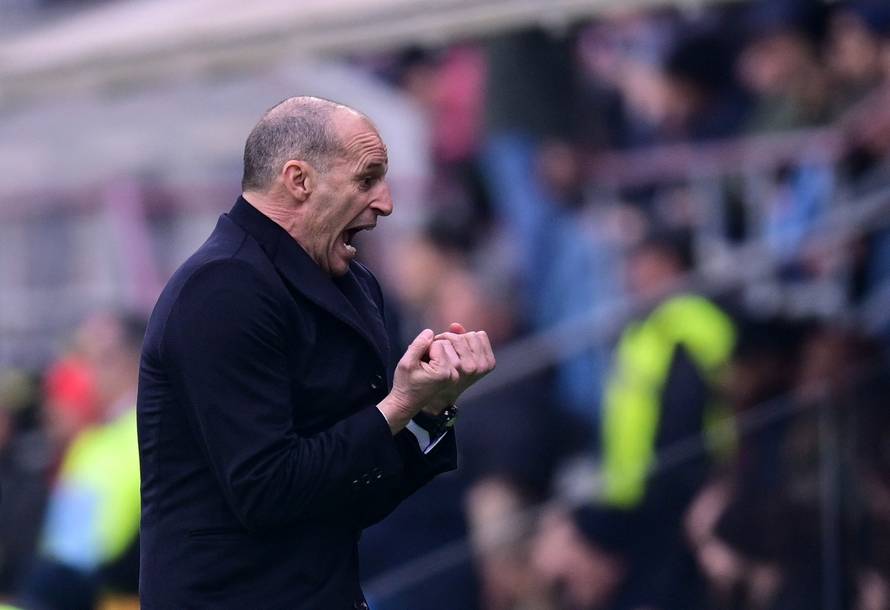 Serie A - Cremonese v AC Milan