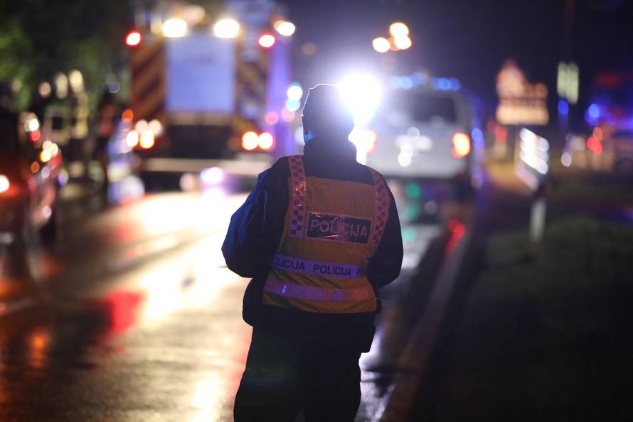 Maloljetnik kroz Dicmo bježao policiji čak 159 na sat. Jurio kroz suprotni smjer. Otkrili niz krađa