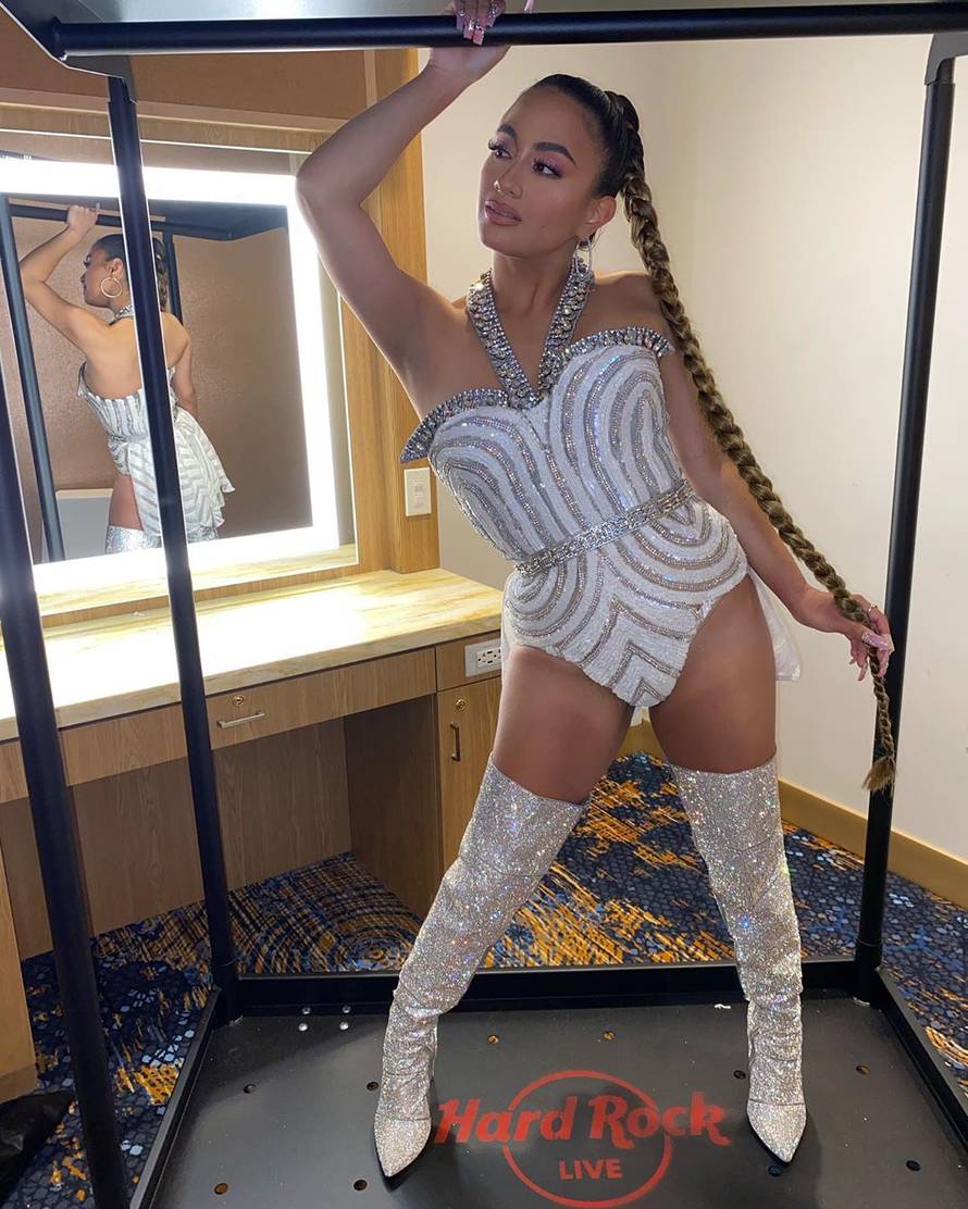 Pjevačica (27) iskreno: 'Još sam nevina, čuvam se za brak, ali mnogi me zbog toga ismijavaju'