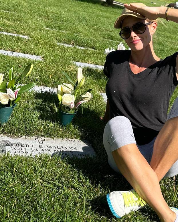 Mamma mia! Evo kako bivša kečerska zvijezda izgleda u 51.