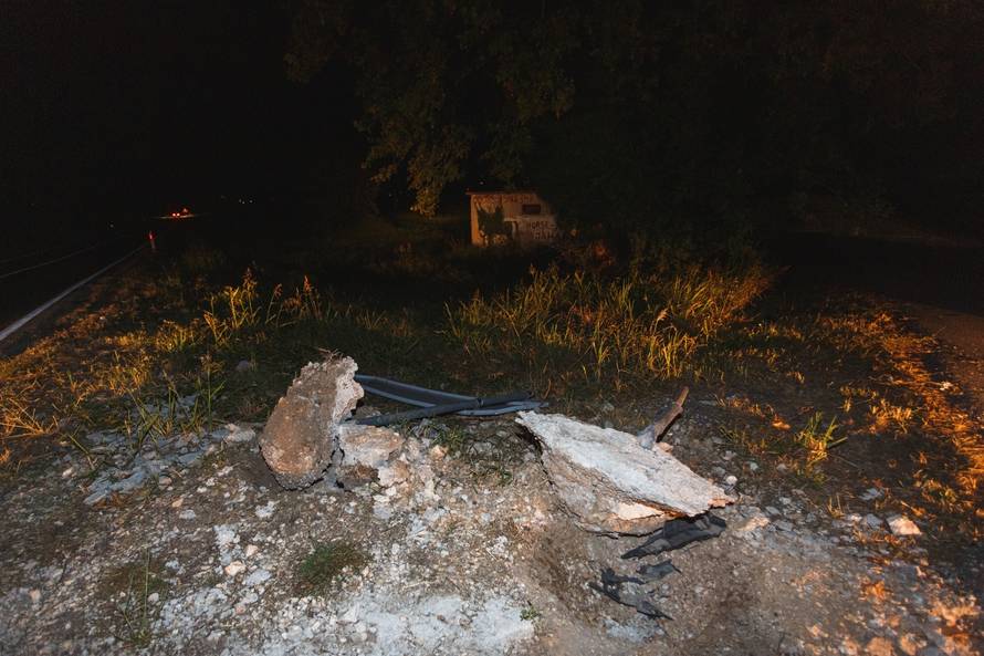 U prometnoj nesreći kod Biograda na Moru smrtno stradale dvije osobe