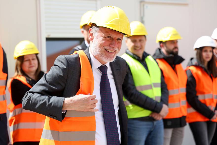 Uklanjaju se bespravni dijelovi, Sabor će dobiti vidikovac, ali i prostor za mlade sklone politici