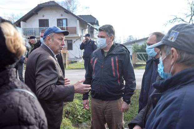 Zoran Milanović obišao Prekopu i razgovarao s mještanima