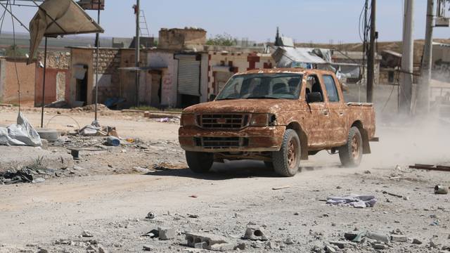 Napad topništvom i avionima: U Siriji ubijena 34 ISIL-ovca
