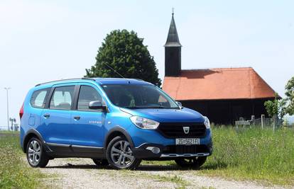 Sedam sjedala po diskontnoj cijeni: Dacia Lodgy na testu