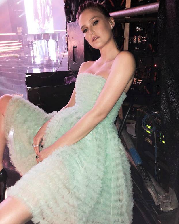 FOTO Kakvo tijelo ima Bar Refaeli, a ni badić joj nije loš...