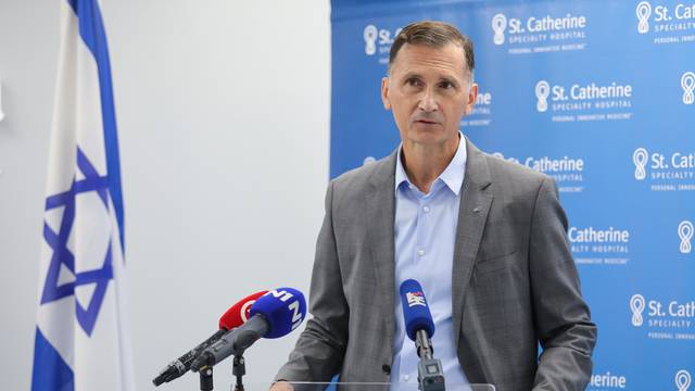 Zagreb: Potpisivanje ugovora  korporacije Bonus BioGroup i hrvatske bolnice Sv. Katarina