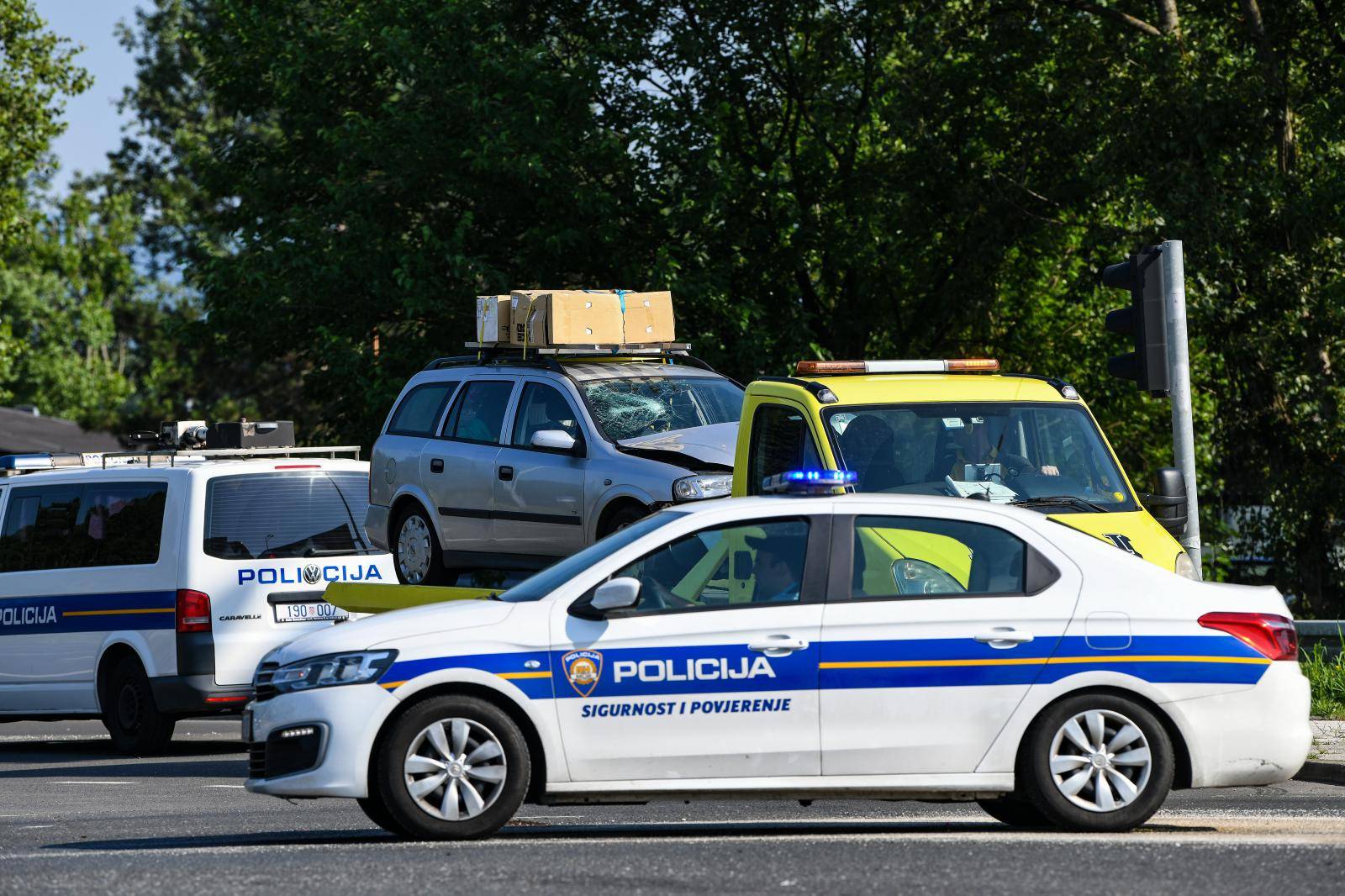 Zagreb: U blizini Arena centra dogodila se prometna nesreÄa