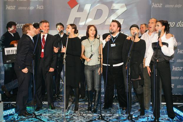 2007. Predsjednik HDZ-a Ivo Sanader najavio da o?ekuje mandat za sastavljanje vlade 