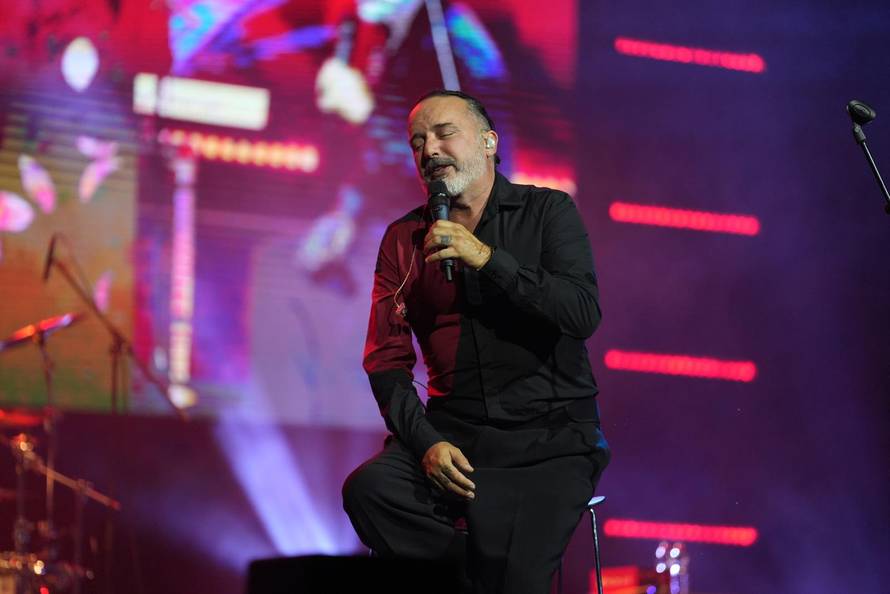 Beograd: Tony Cetinski održao je prvi od tri zakazana koncerta pod imenom "Samo ljubav"