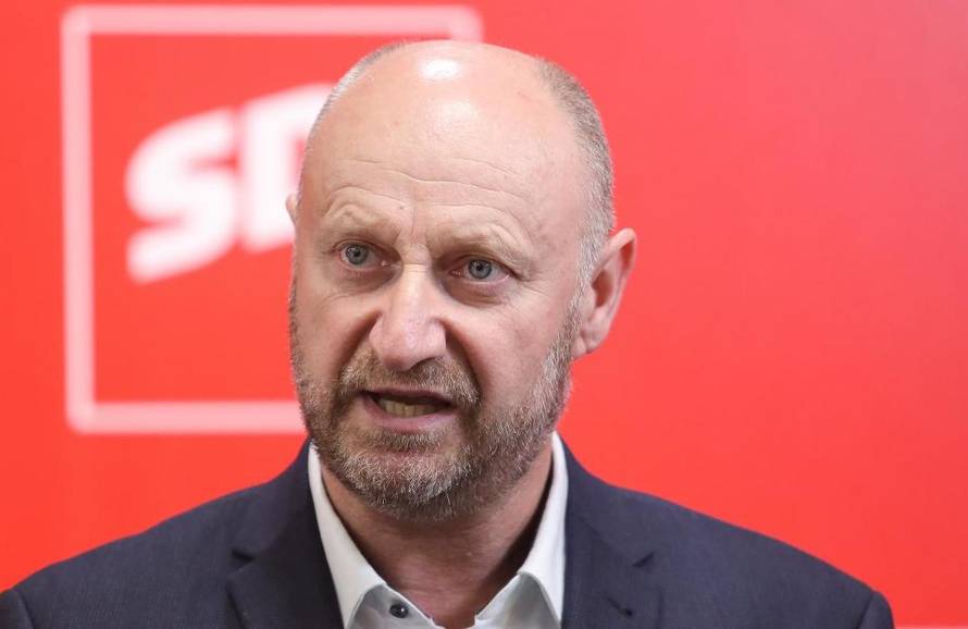 Zagreb: Željko Kolar predao  kandidaturu za predsjednika SDP-a