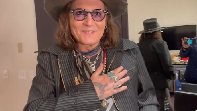 Johnny Depp zahvalio se svojim obožavateljima: 'Ratnici ste, izdigli ste me iz horor showa'