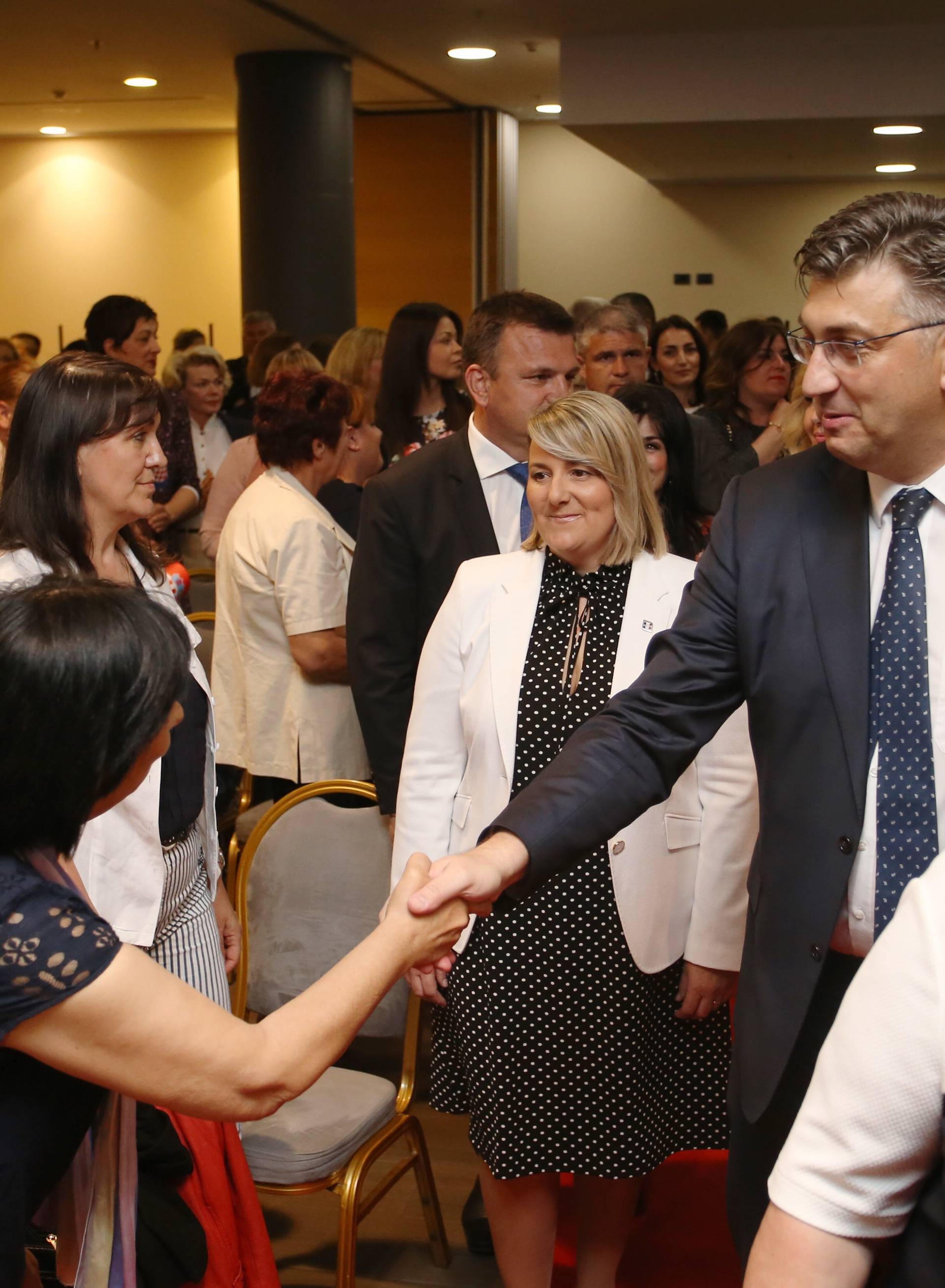 Plenković u Splitu: 'Živimo u doba demagogije i populizma'