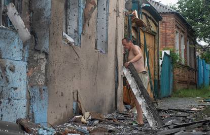Ukrajinci tvrde: Broj ubijenih u raketnom napadu na stambenu zgradu na istoku porastao na 31