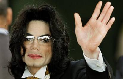 Michael Jackson unajmivši palaču opovrgnuo bankrot