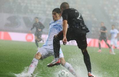 Nevjerojatni podaci: U Rijeci je u jednom danu palo kiše kao u mjesec dana! Nastavak u 16 sati