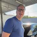 Vu&ccaron;i&cacute; i&scaron;ao oprati automobil. Posva&dstrok;ao se sa &scaron;mrkom, imao problem sa &zcaron;etonom