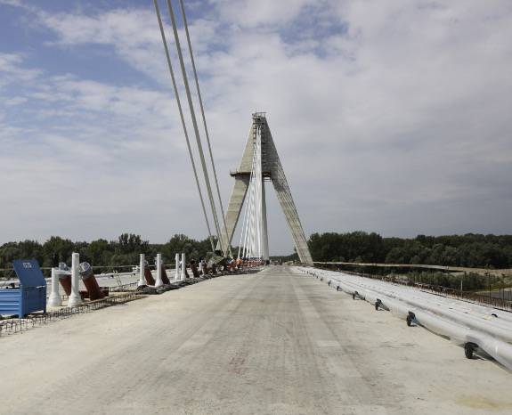 Platili smo novi most čak 1,2 milijarde kuna, a vodi u šikaru