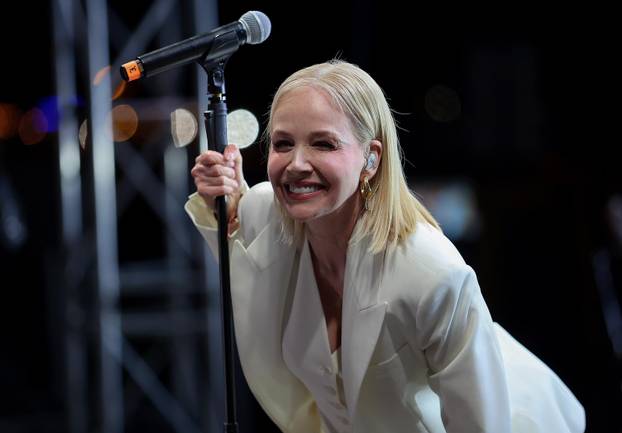 Split: Jelena Rozga na završnom koncertu Sudamje  pred brojnom publikom na rivi