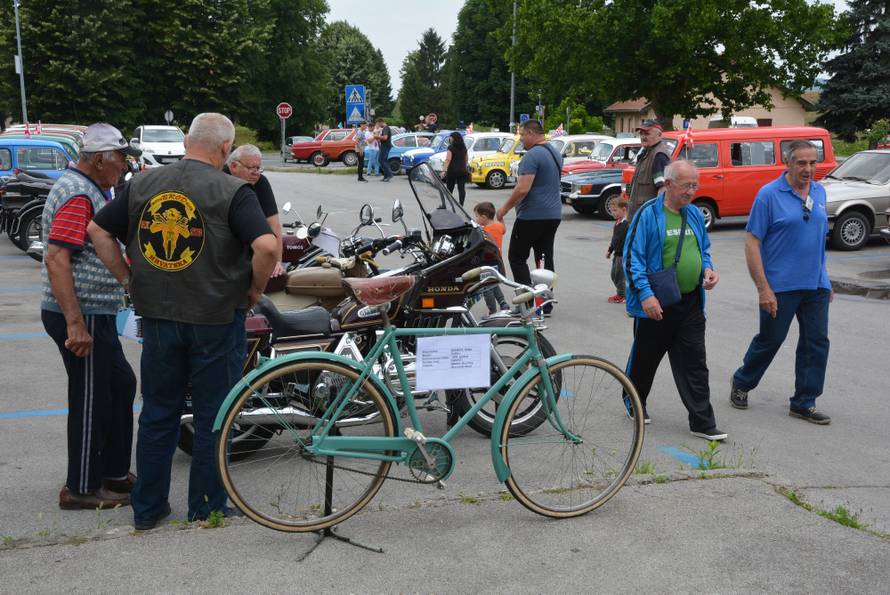 Ide u Njemačku: ‘Za prijatelja u Dortmundu obnovio sam Fiću’