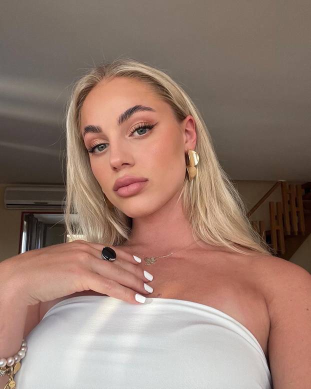 FOTO New York, here we come: Prelijepe sestre Marković zajedno potpisale za isti klub!