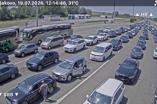 U&Zcaron;IVO STANJE U PROMETU Na autocestama gu&zcaron;ve, stvaraju se kolone u smjeru unutra&scaron;njosti