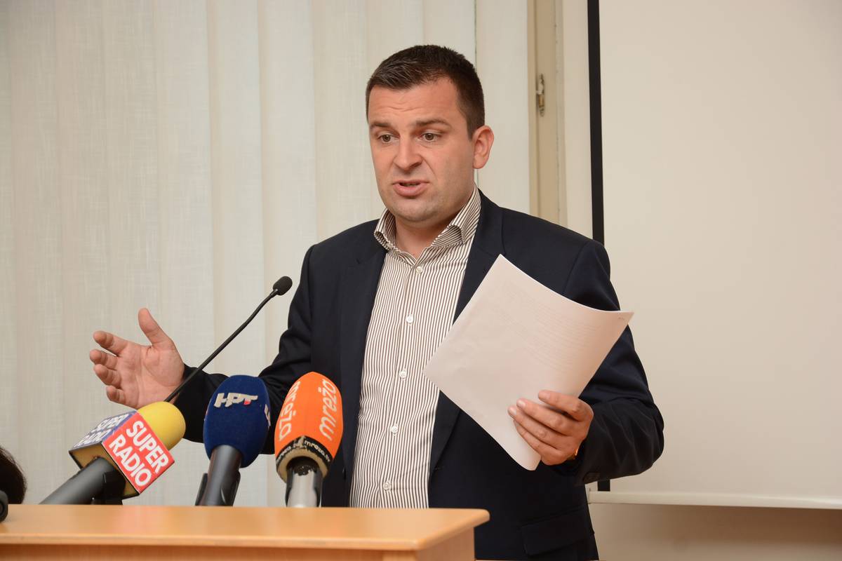 'Ako je gradonačelnik zataškao incident treba dati ostavku'