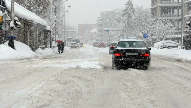 ARHIVA - Zagreb je 14. sije?nja 2013. bio zatrpan snijegom