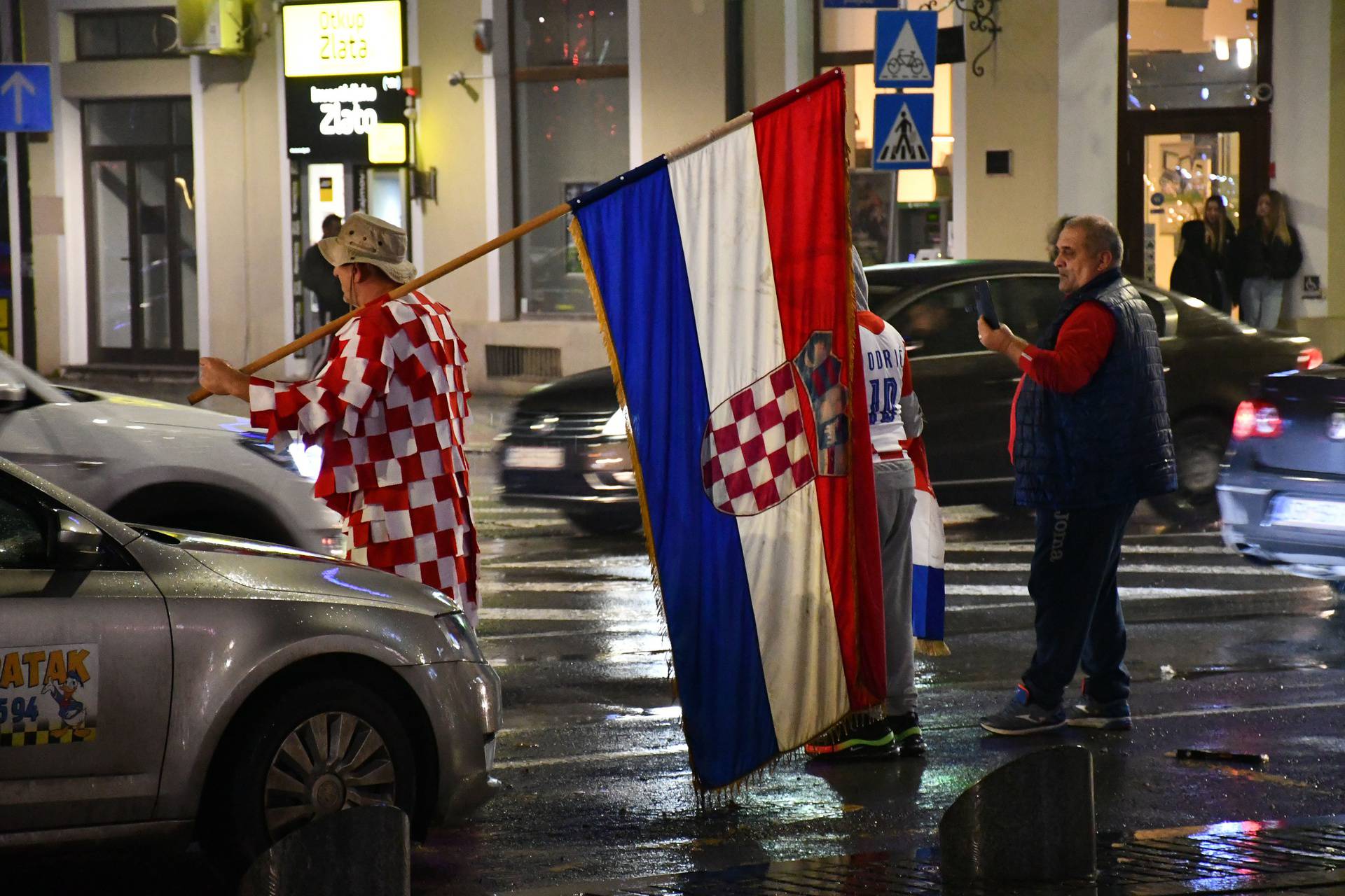 Slavonski Brod: Veliko slavlje nakon utakmice na ulicama grada i uz koncert Šajete.