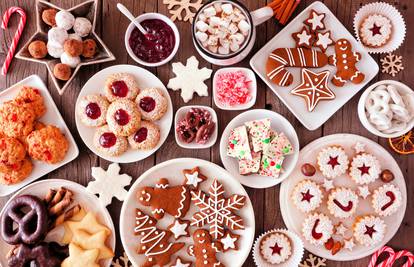 ANKETA Koji je po vama kolač najbožićniji? Linzeri ili kuglof?