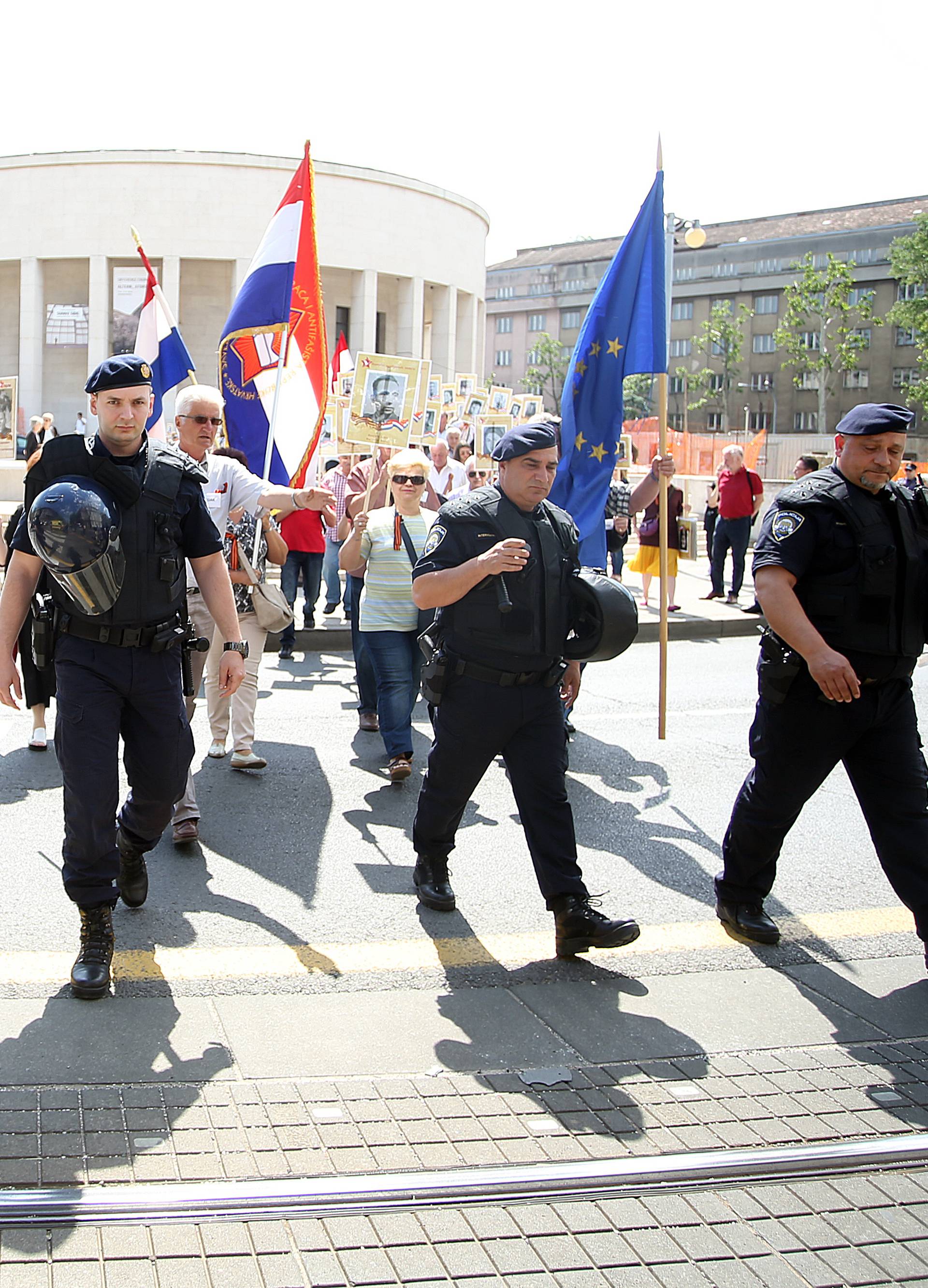 'Besmrtni partizanski odred': Skup prati interventna i Hitna