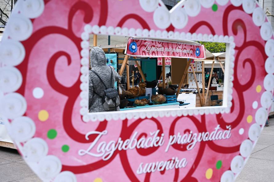Sajam tradicijskih i umjetničkih obrta u Zagrebu