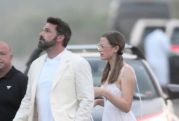 Ben Affleck And Daughter Violet Affleck Are Seen Arriving At Michael Rubin 4th Of July Party In The Hamptons New York This Evening