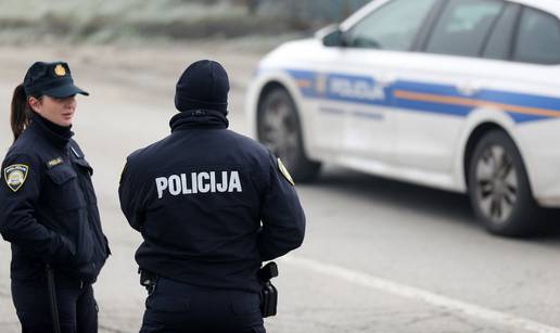 Bez ispita i pojasa vozio je u Hrvatskoj Kostajnici. Sud ga kaznio i trajno mu oduzeli auto