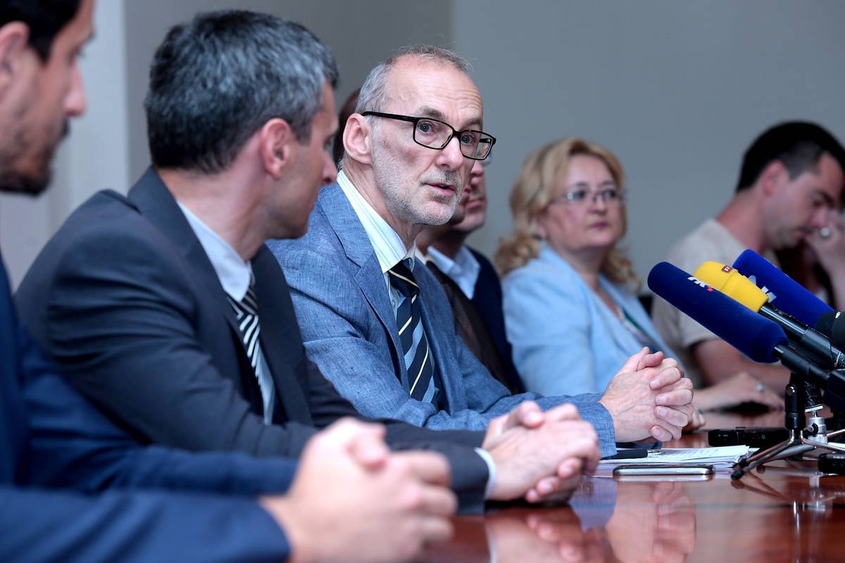Podolnjak: "Lex šerif" otvara Pandorinu kutiju uhljebljivanja