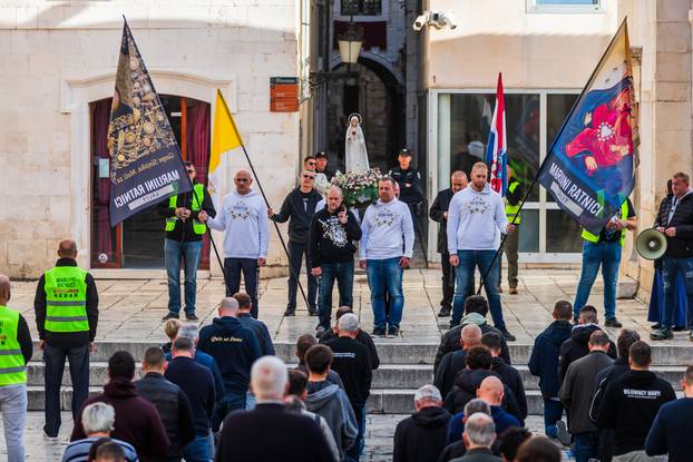 Split: Molitelji na Peristilu okupili su se i ove prve subote u mjesecu