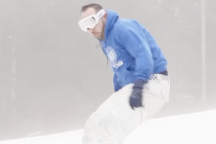 Tomislav Tomašević na snowboardu